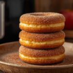 donuts de manzana y hojaldre crujientes en freidora de aire