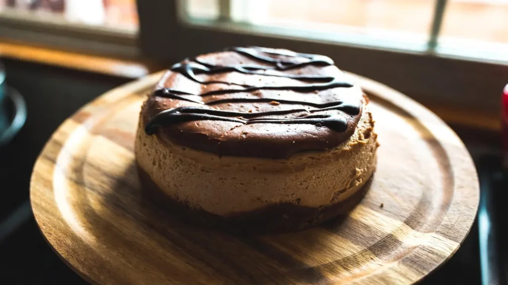 tarta de queso con chocolate en freidora de aire cremosa